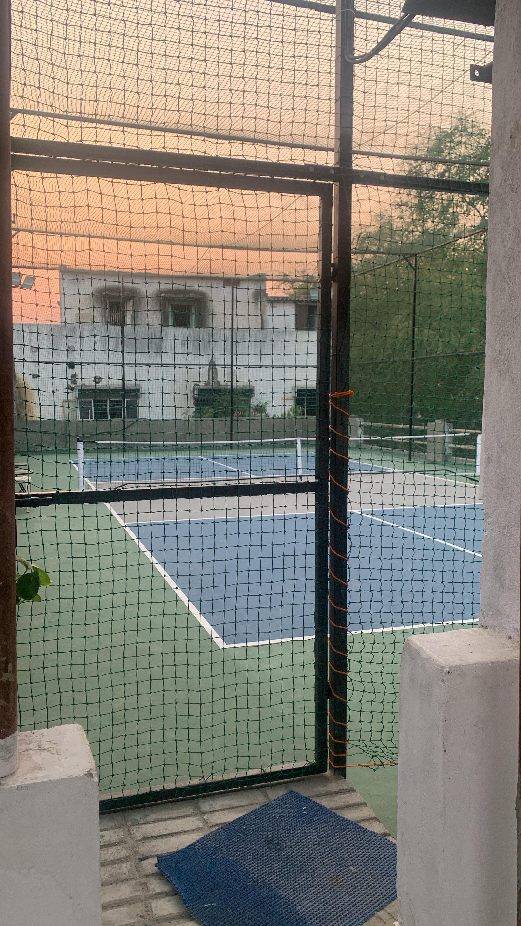 Smash Pro Pickleball Arena